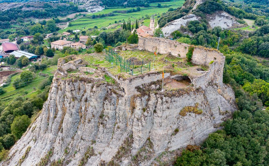 Castell d'Orís i capella de Sant Pere. Ruïnes, Spain